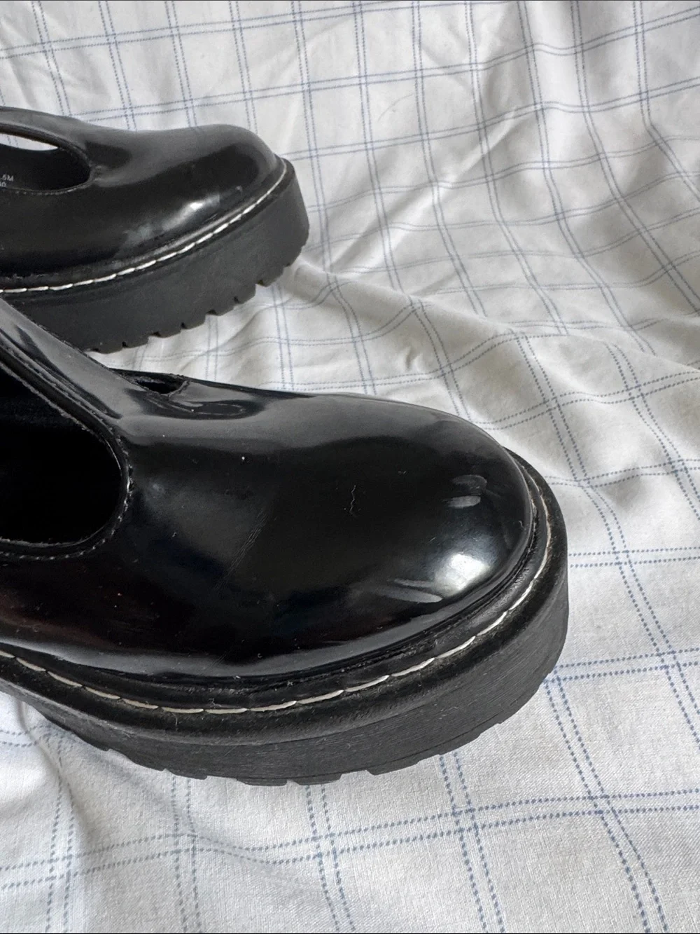 Wild Pair glossy black
